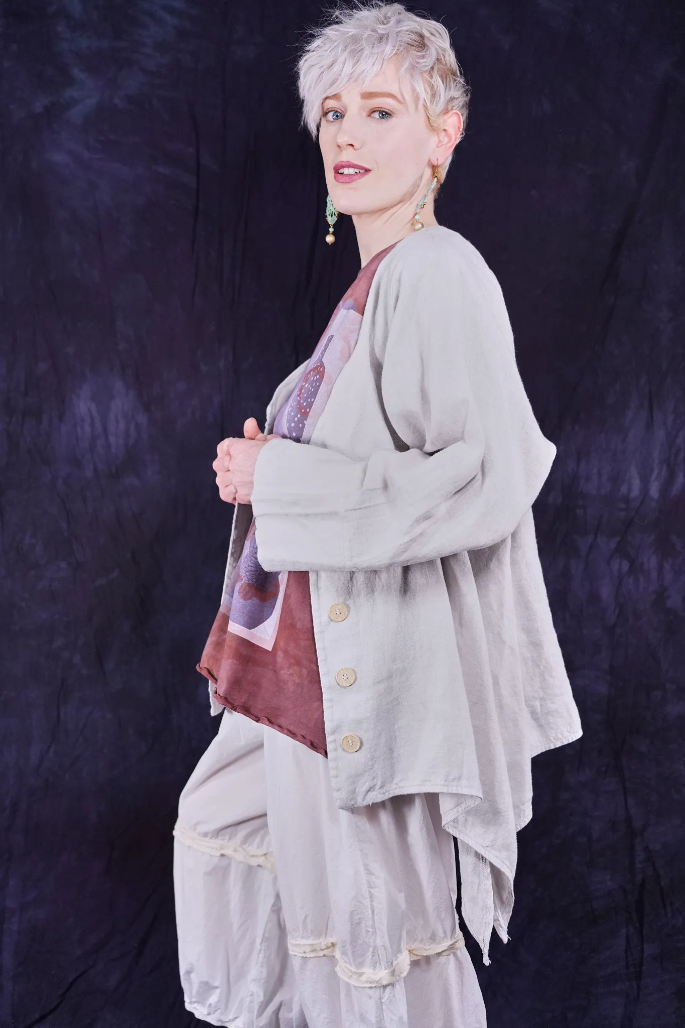 5289 Basque Cardigan Dove-U