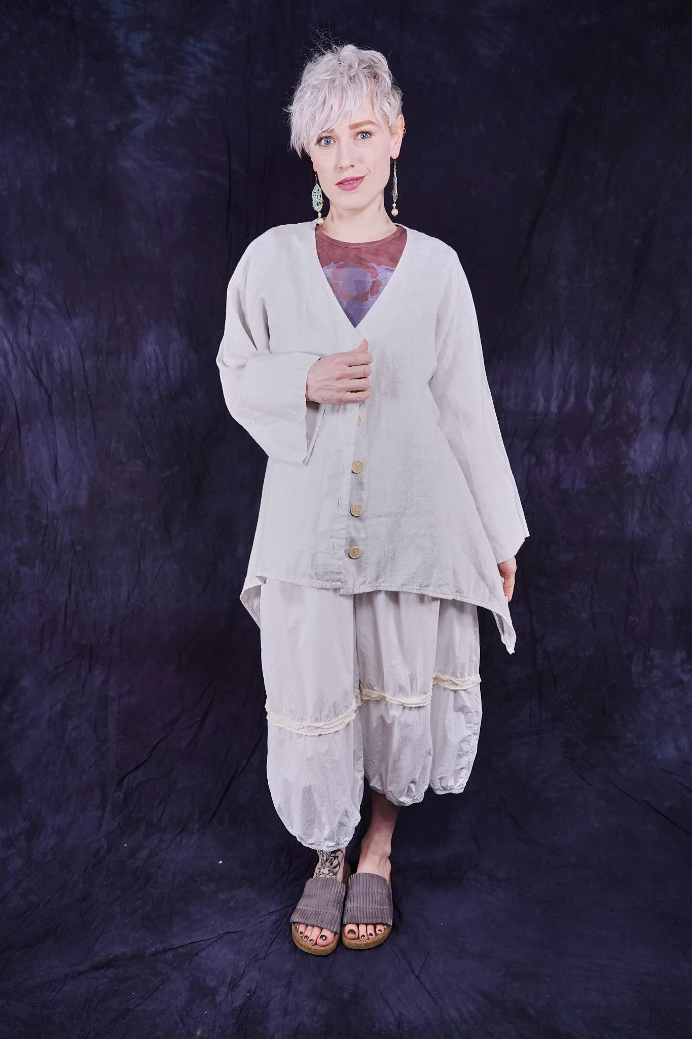 5289 Basque Cardigan Dove-U