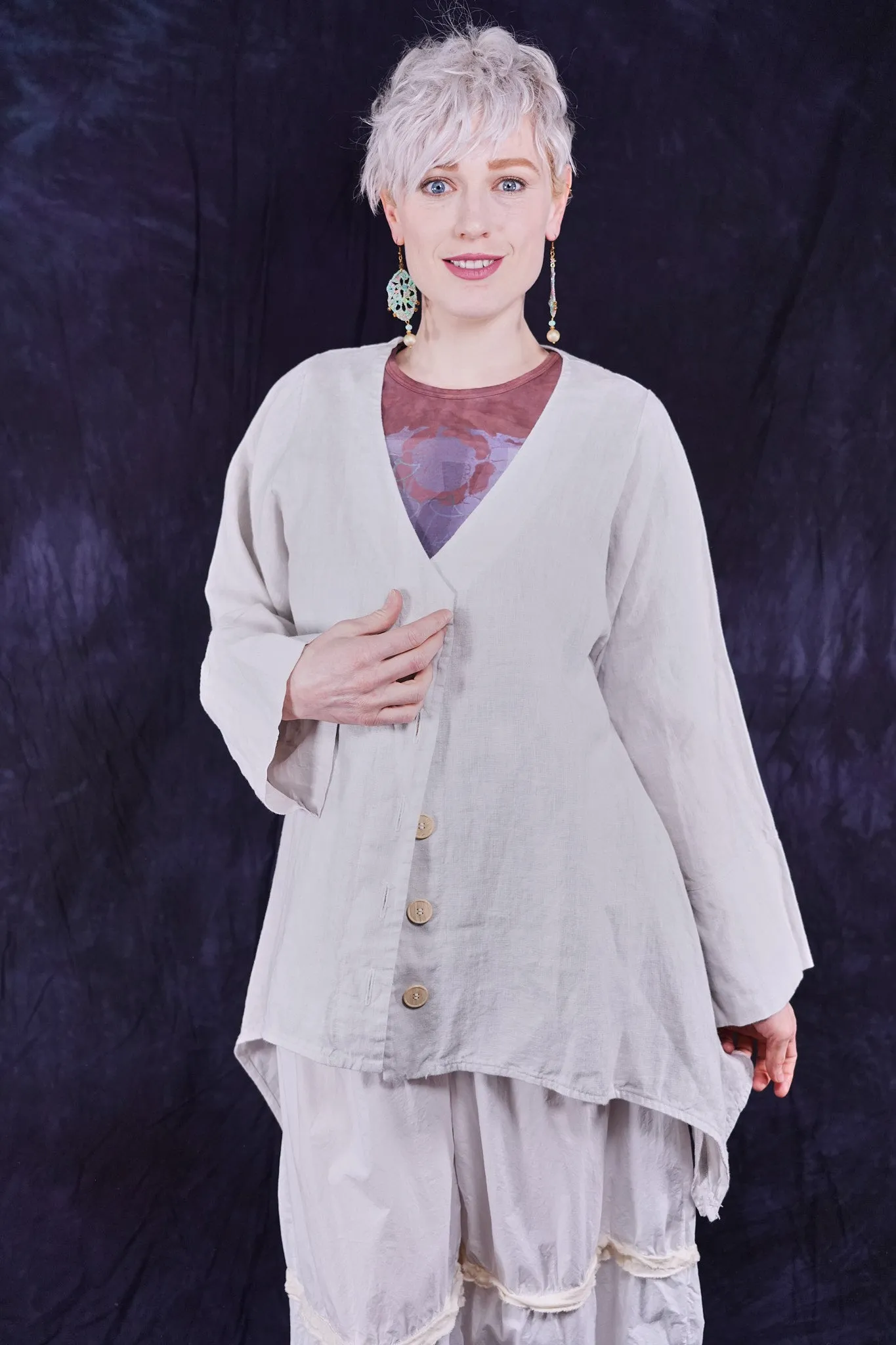 5289 Basque Cardigan Dove-U