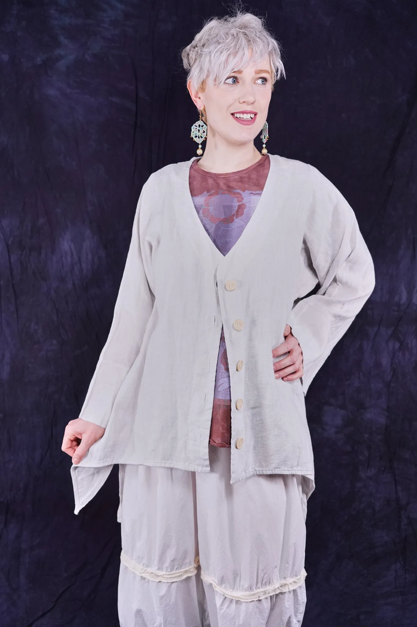 5289 Basque Cardigan Dove-U