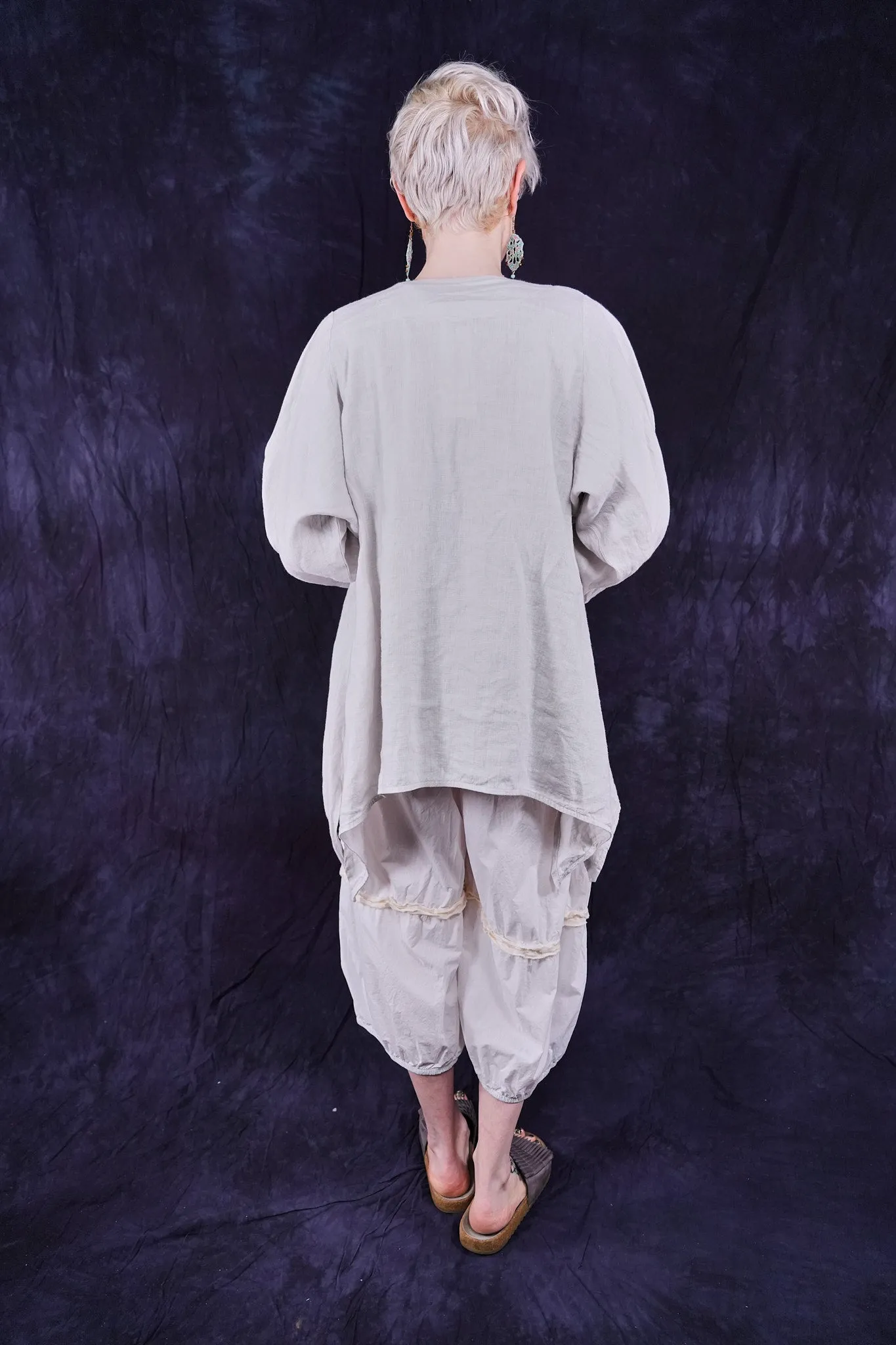 5289 Basque Cardigan Dove-U