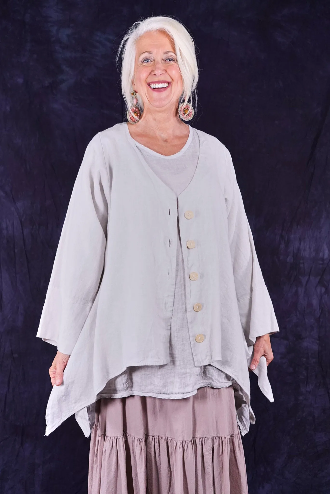 5289 Basque Cardigan Dove-U