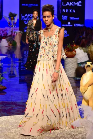 AMAYA LEHENGA