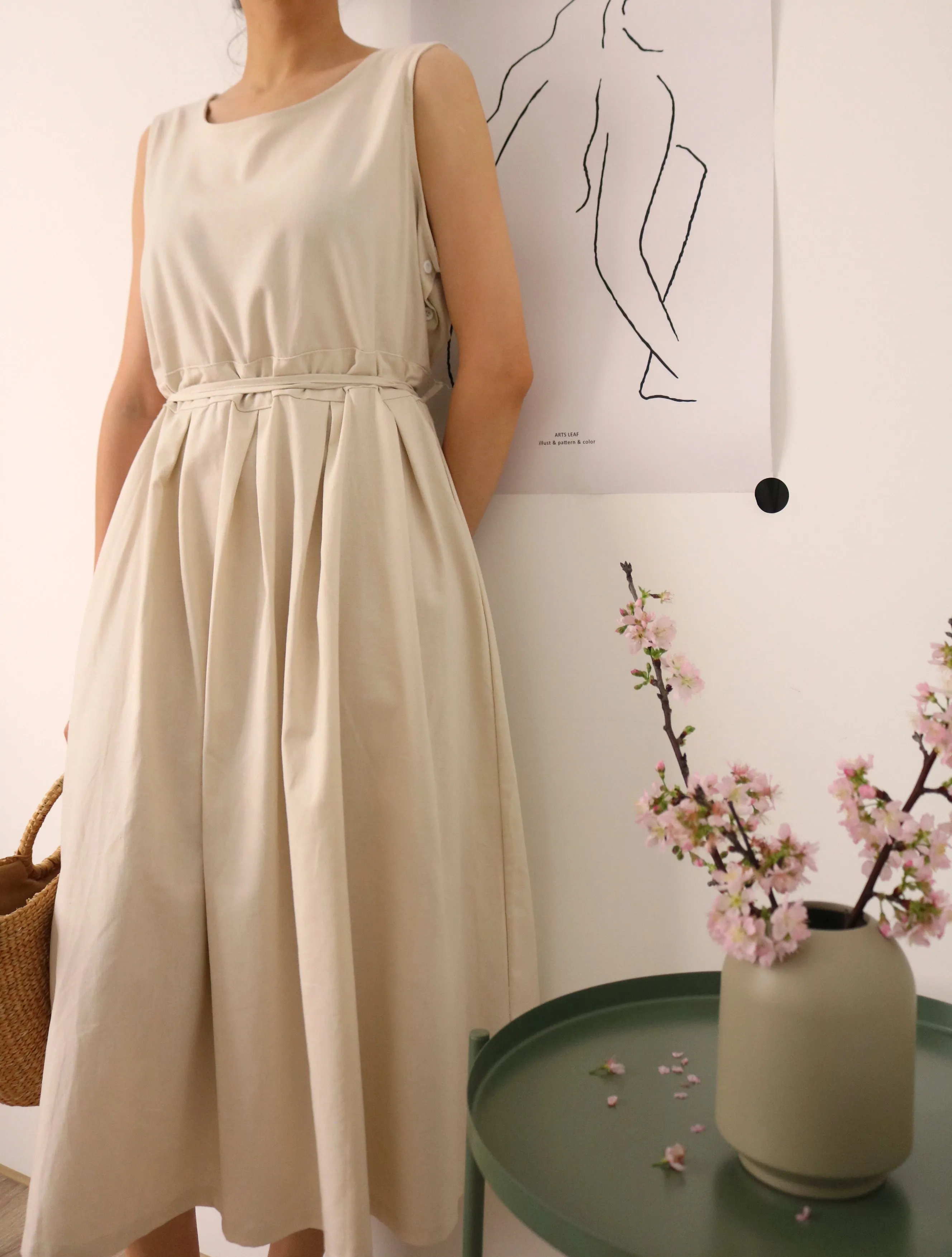 Artist Dress (Ships in 14 days.)-sold out