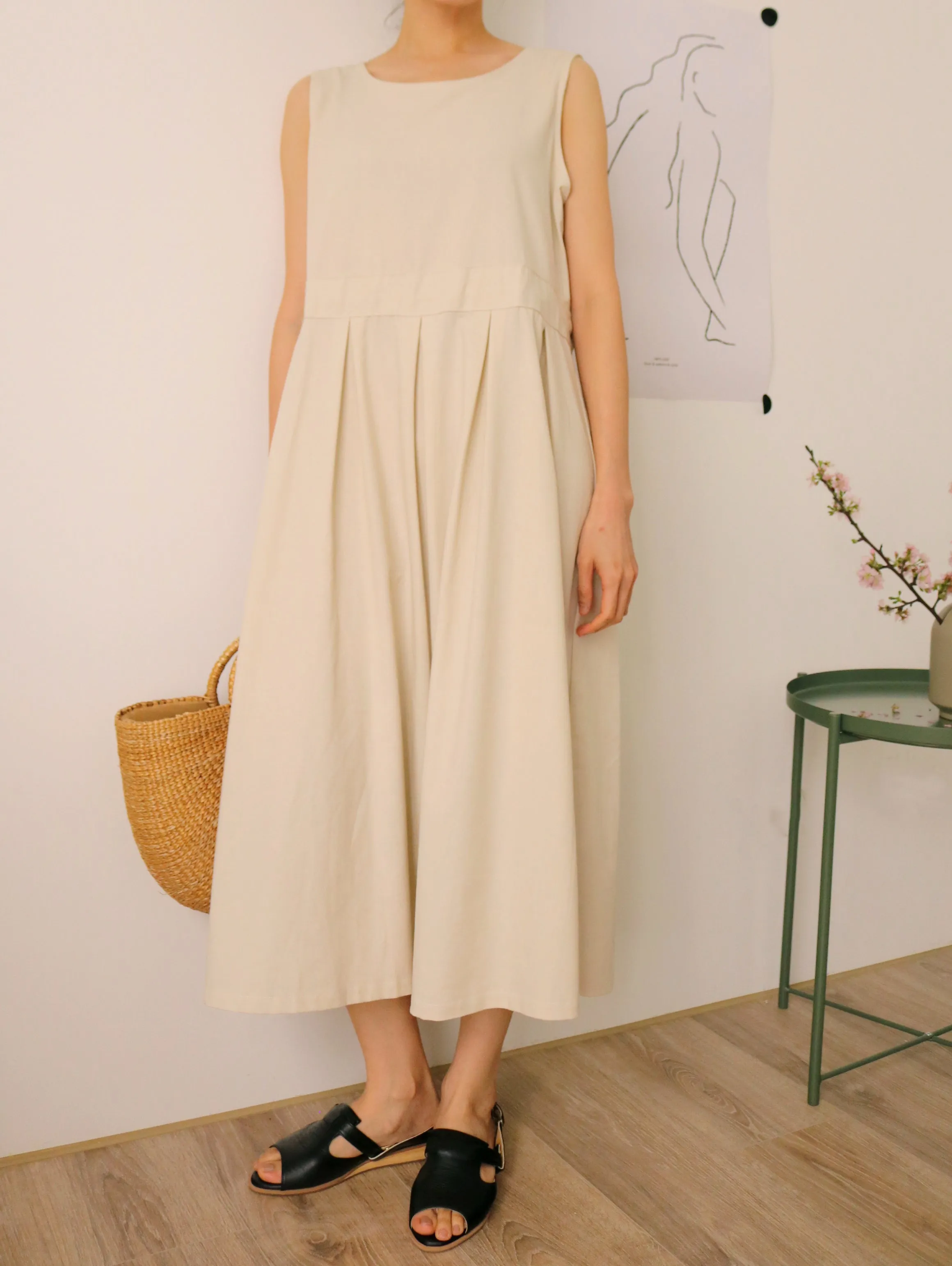 Artist Dress (Ships in 14 days.)-sold out