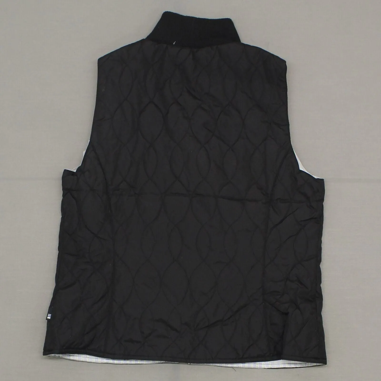 Devon & Jones Women's Quilted Contrast Lining Vest Black Medium