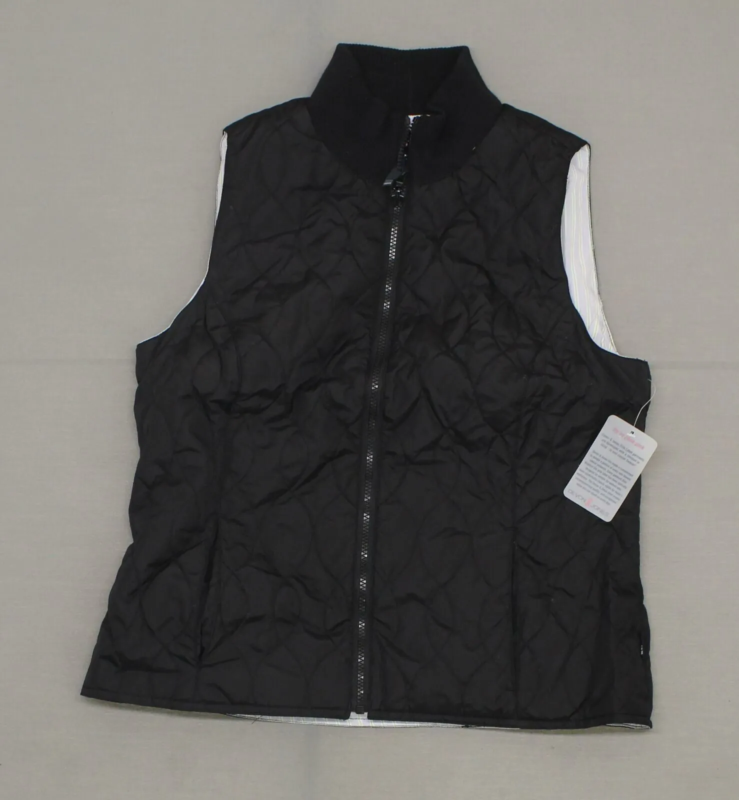 Devon & Jones Women's Quilted Contrast Lining Vest Black Medium