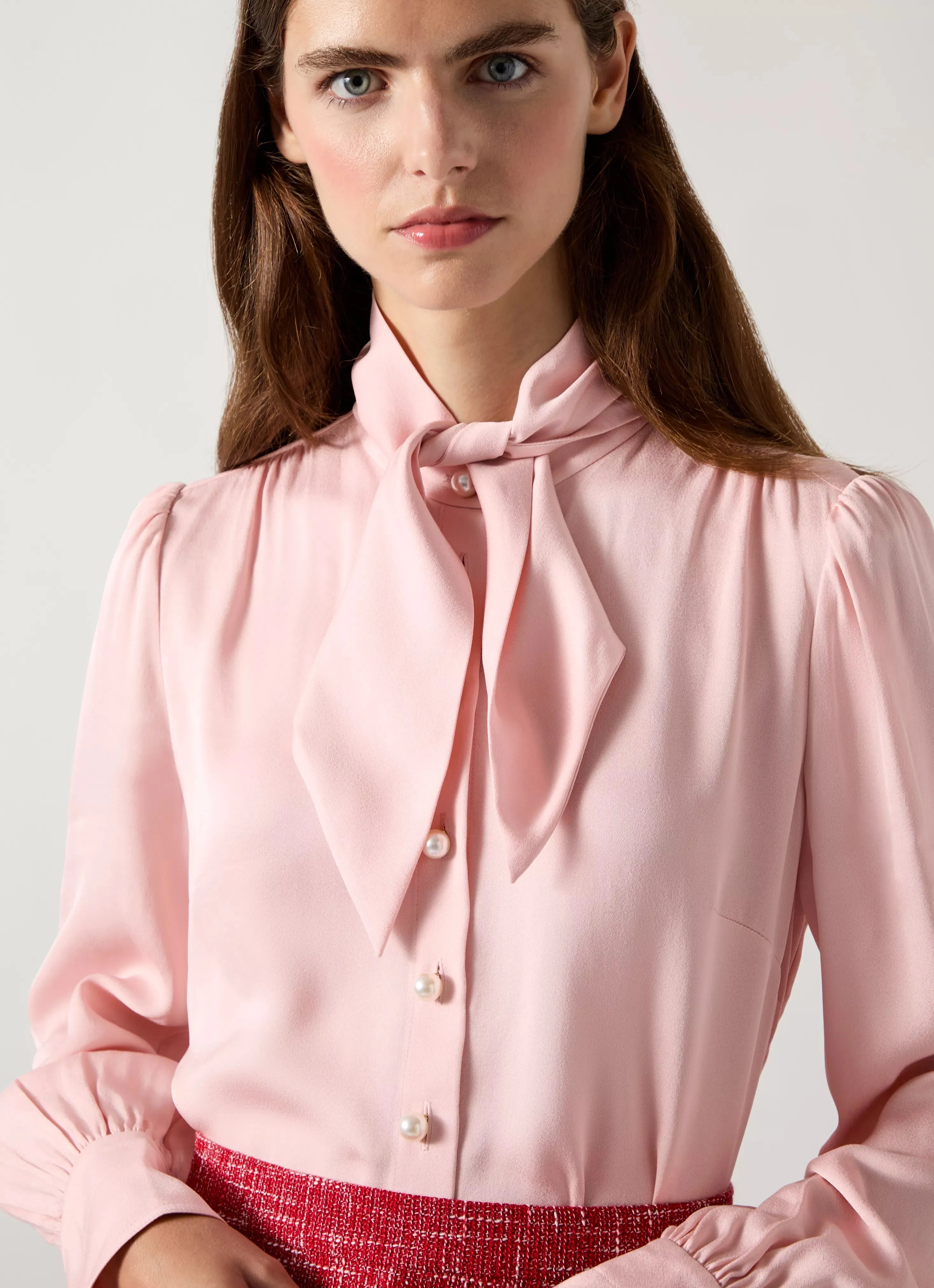 HALL TIE NECK BLOUSE