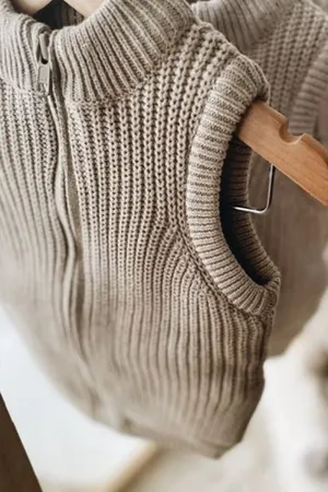 Knit Sherpa Vest - Caramel