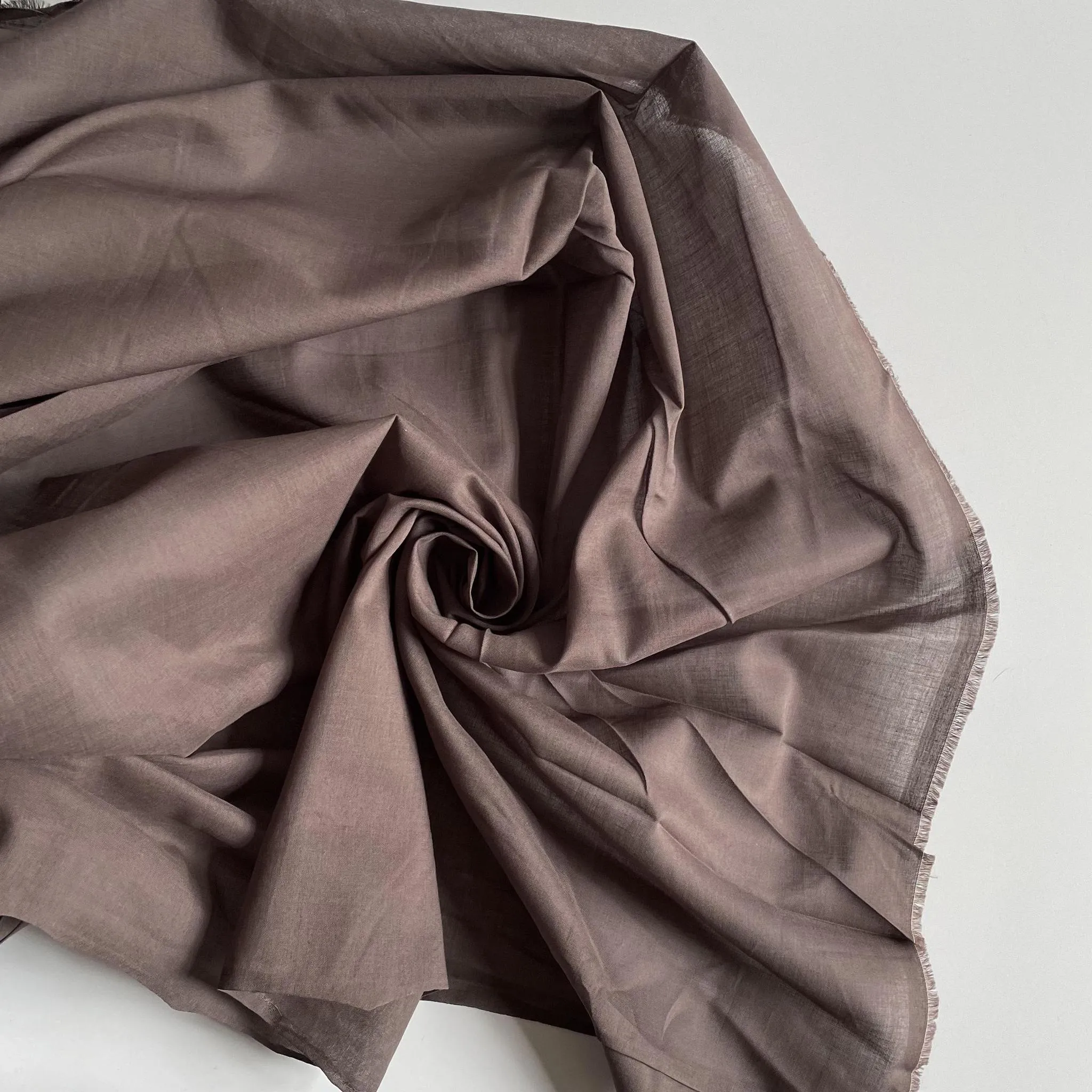 Merchant & Mills Fabric : Organic Cotton Voile - Mushroom