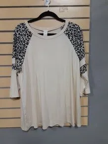 Now N' Forever cream color top w leopard sleeves