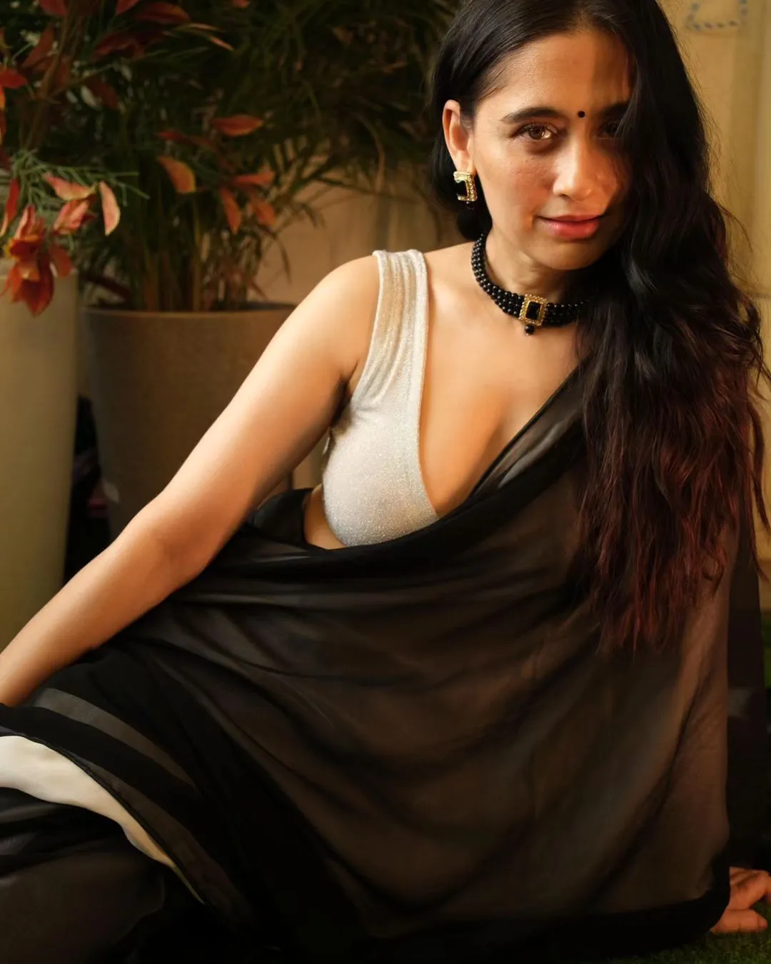 Pre-Draped 1-Minute Black Georgette with Cream Satin Saree with Blouse Fabric