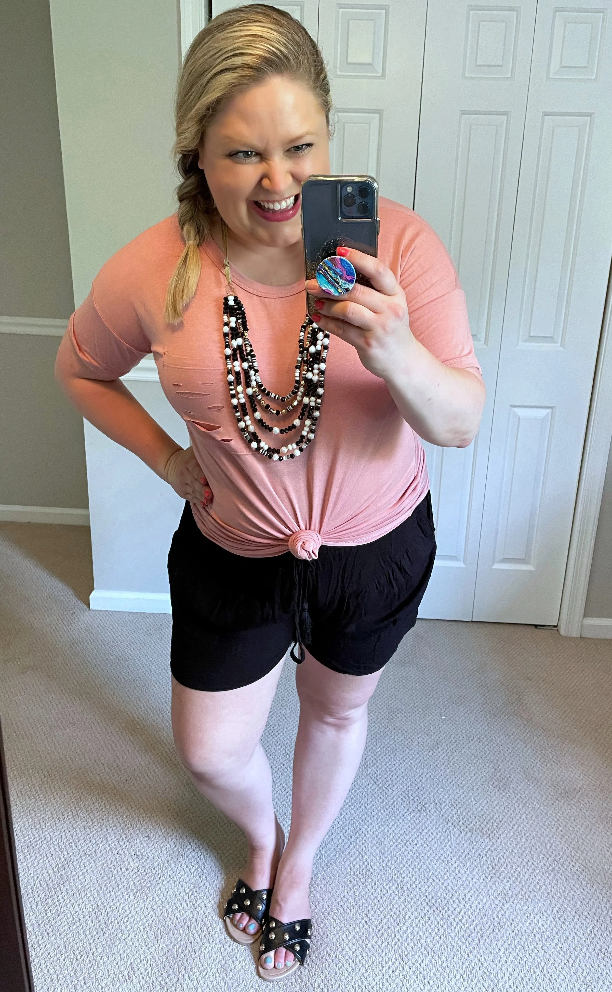 Rayon Slub Ruffle Bottom Shorts in Black