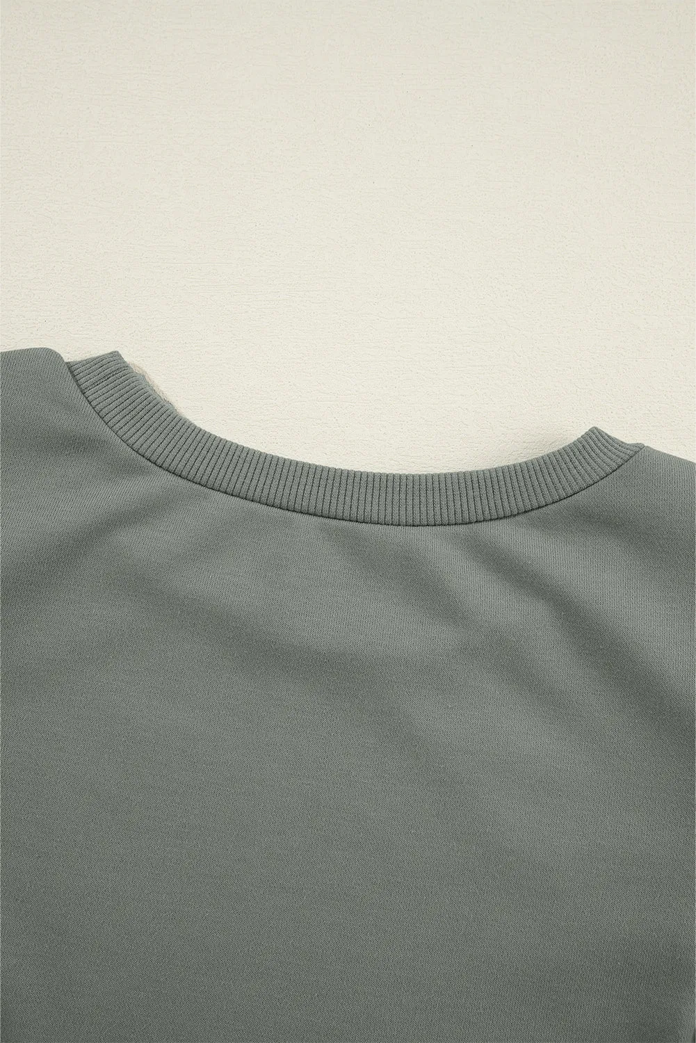 Solid Sleeve Round Neck Sweatshirt