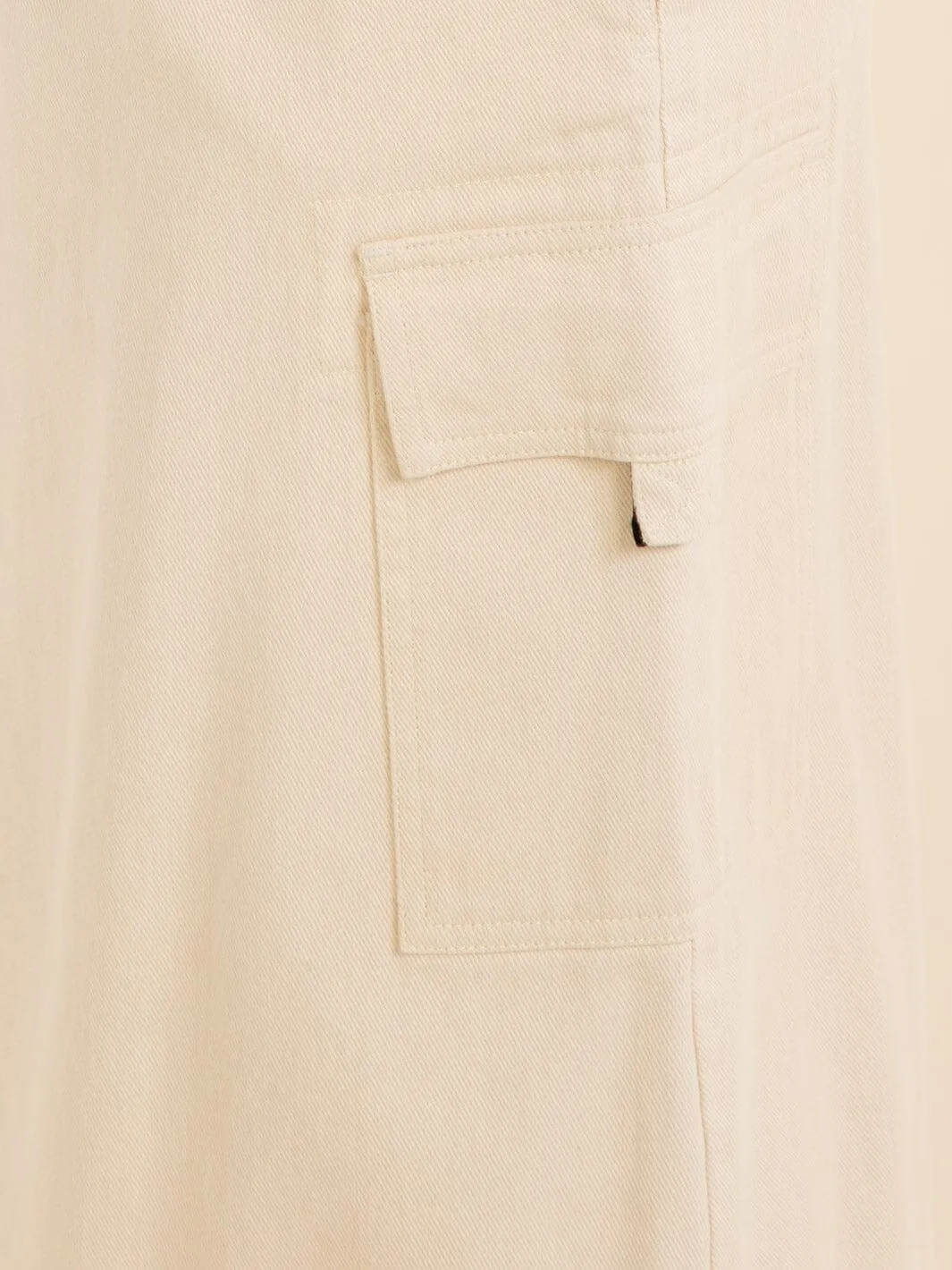 WOMEN'S ADJUSTABLE EDGE & WAIST CARGO POCKETS DENIM MIDI SKIRT