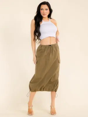WOMEN'S ADJUSTABLE EDGE & WAIST CARGO POCKETS DENIM MIDI SKIRT